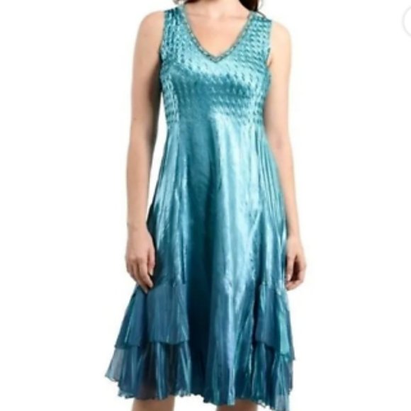KOMAROV TIERED CHARMEUSE & CHIFFON SLEEVELESS MARINE NIGHT OMBRE sz L - Picture 1 of 3